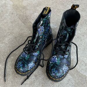 Dr. Martens 1460 Pascal Mystic Floral Blue Women's Combat Boots MSRP $180 Sz 6*